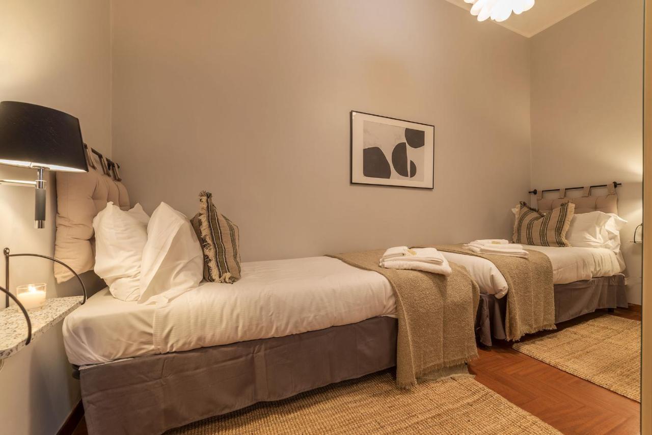 Lively Roma Trastevere Renovated Apartment - Fromhometoローマ エクステリア 写真
