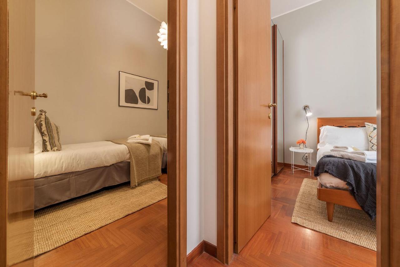 Lively Roma Trastevere Renovated Apartment - Fromhometoローマ エクステリア 写真