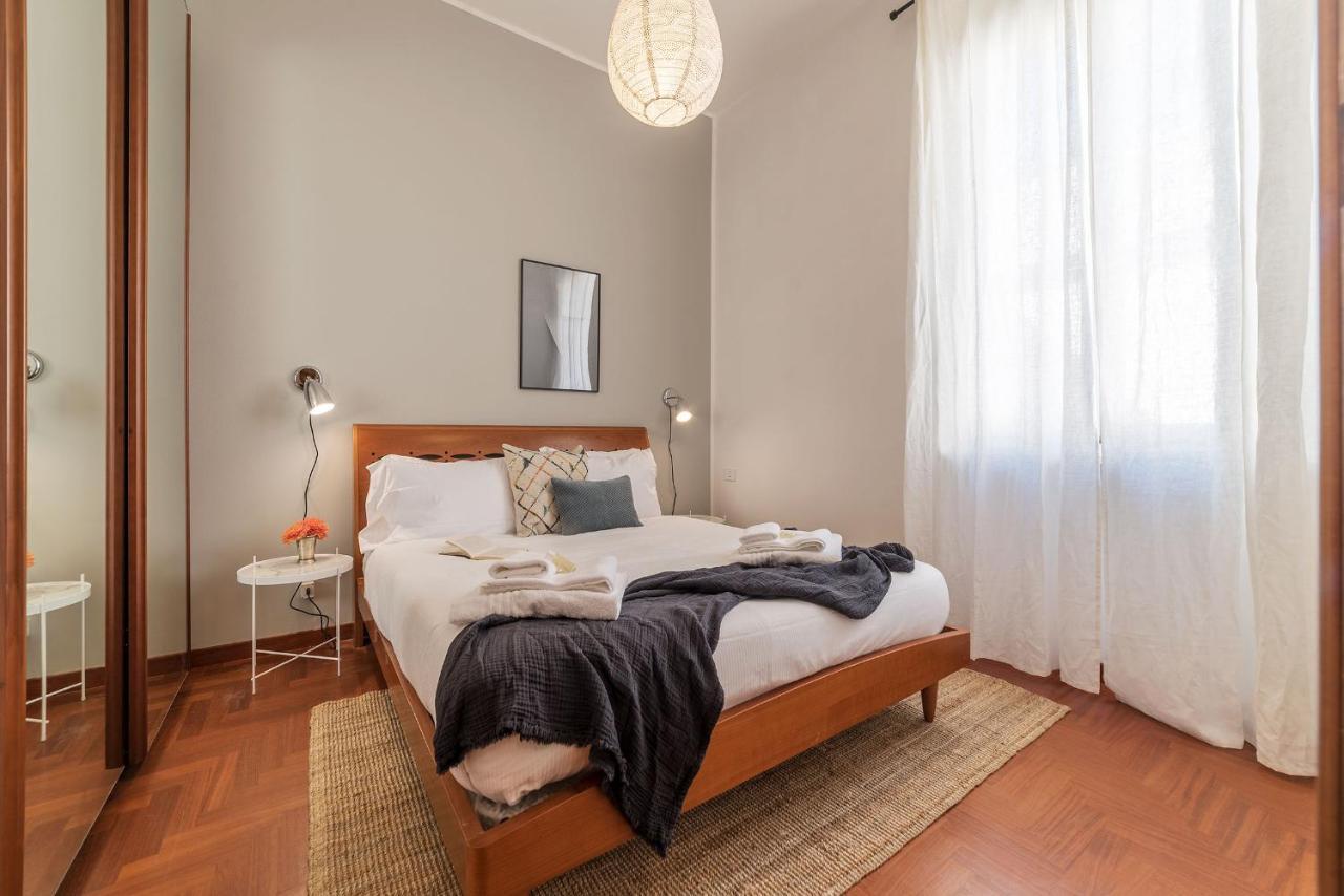Lively Roma Trastevere Renovated Apartment - Fromhometoローマ エクステリア 写真