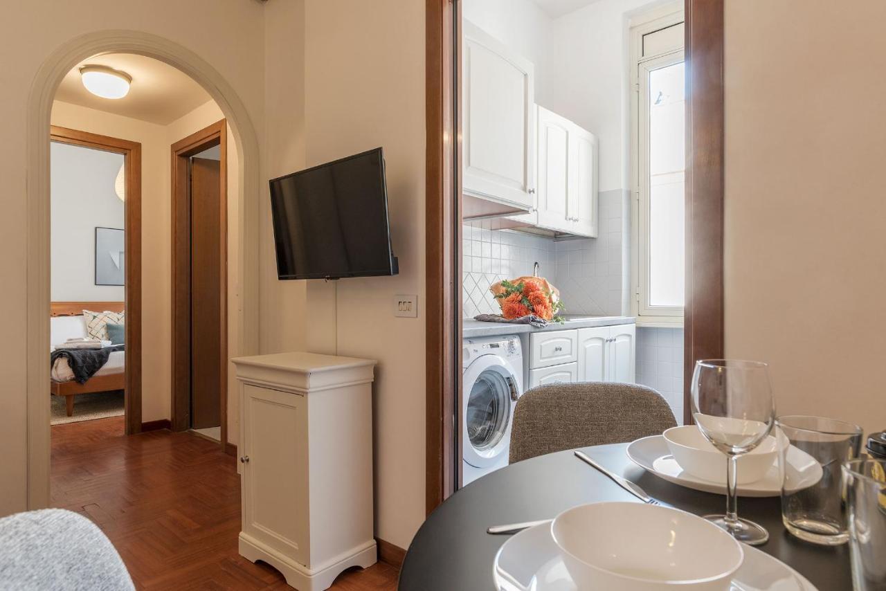 Lively Roma Trastevere Renovated Apartment - Fromhometoローマ エクステリア 写真